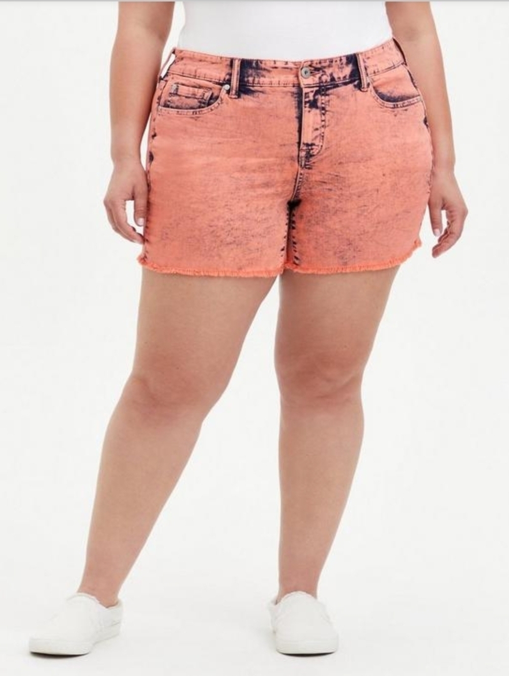 Torrid - 5 Inch Vintage Stretch Mid-rise Acid Wash Shorts In Fusion Coral